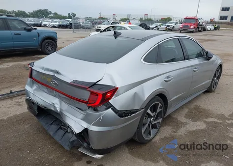 2021 Hyundai Sonata Sel Plus z USA, uszkodzony, nr VIN 5NPEJ4J21MH110025